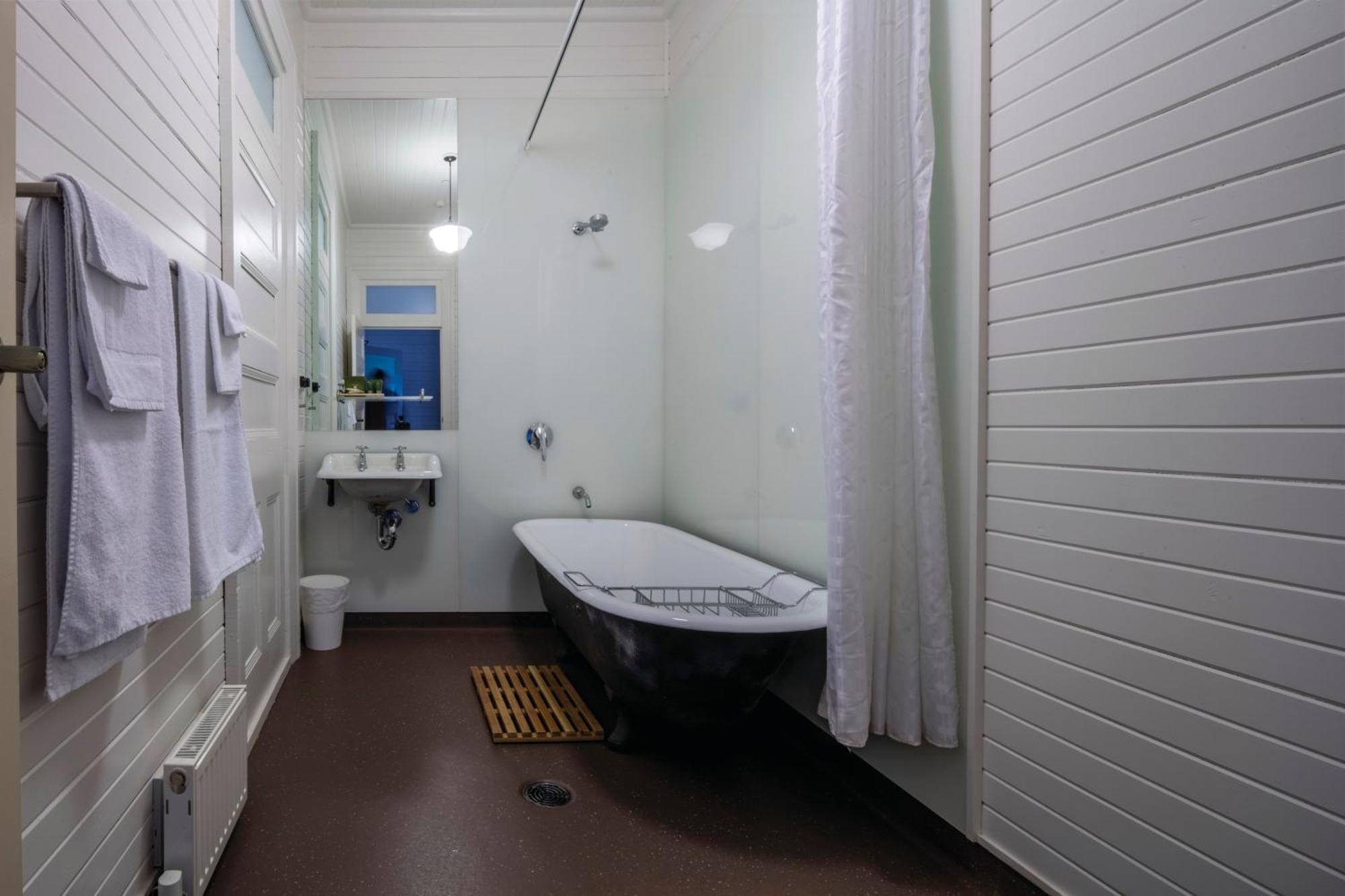 Yarrangobilly Caves House Villa Room photo